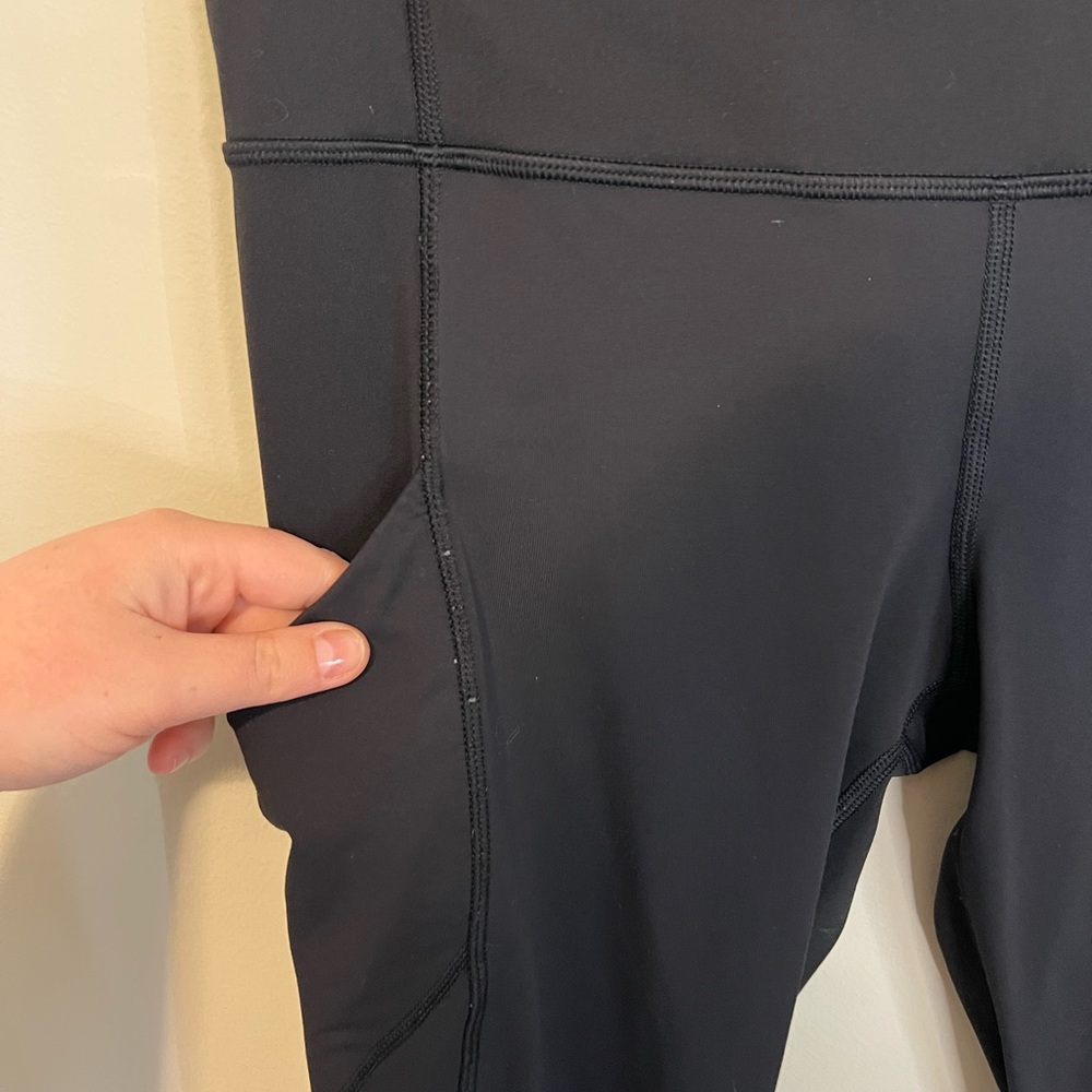 Lululemon Speed Tight Black High Rise Leggings with Pockets and Ruched Ankles - Picture 7 of 10
